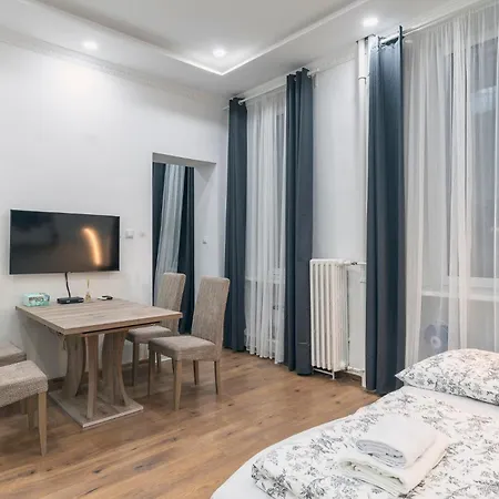 Apartament Charming At St. Stephen's Basilica *