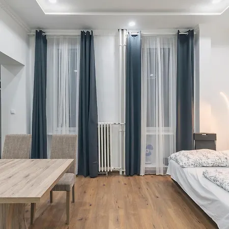 Apartament Charming At St. Stephen's Basilica *